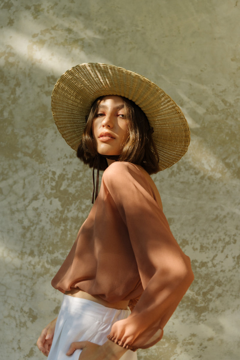 glamorous outfit silk linen